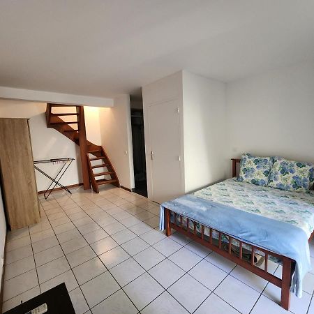 Appartement Cosy En Duplex Avec Jardin Et Cuisine A Trianon Noumea Exterior photo